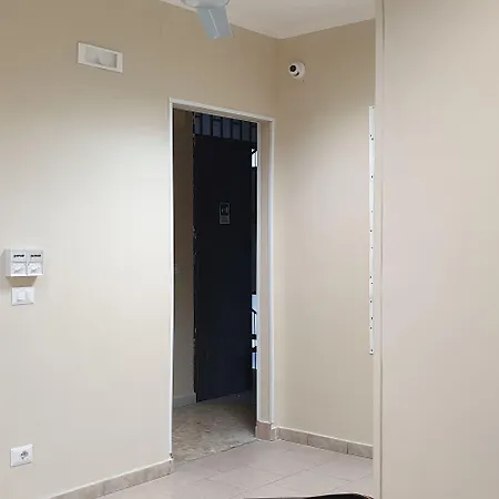 Departure Rooms&hostels