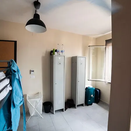 Departure Rooms&hostels