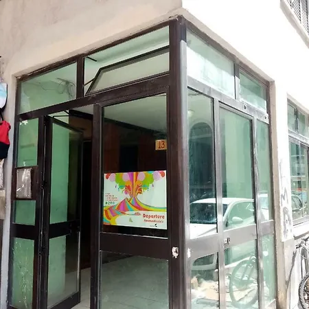 Departure Rooms&hostels Panzió 2*